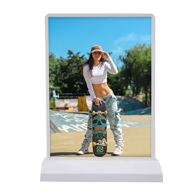 Δύο πλευρές επαναφορτιζόμενες φωτεινές πλακέτες 5V 2A με LED οθόνες